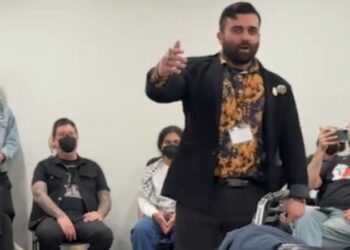 Masked Anti-Israel Activists Learn to Chant “Death to America, Death to Israel” in Farsi During Chicago Meeting After Iran Launches Attack