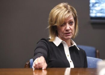 Don Tracy Ally Jeanne Ives Attacks Grassroots on Facebook as Powerful Voter Base Abandons Angry Radio Host