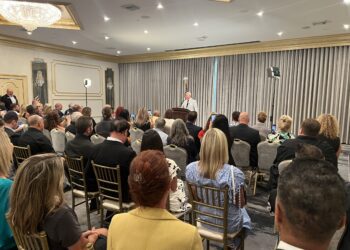 Roger Stone Energizes Grassroots in Oakbrook, Says Saving America and Electing Trump a “Spiritual Battle”