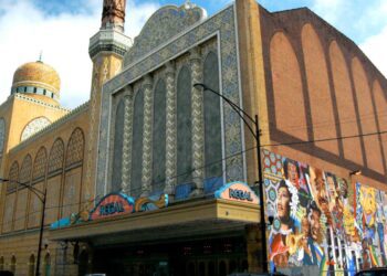 Economos: Save Chicago’s Avalon Regal Theater