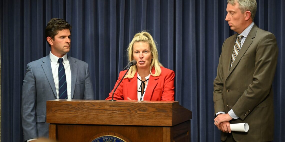 House GOP Leader Tony McCombie Punishes Conservative GOP Members, Threatens to Remove Them from Caucus Meeting by Force for Exposing Tactics