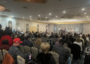 National-Heavyweight – The Conservative Caucus Energizes Grassroots, Sold Out Crowd Ready to Flip Illinois Red