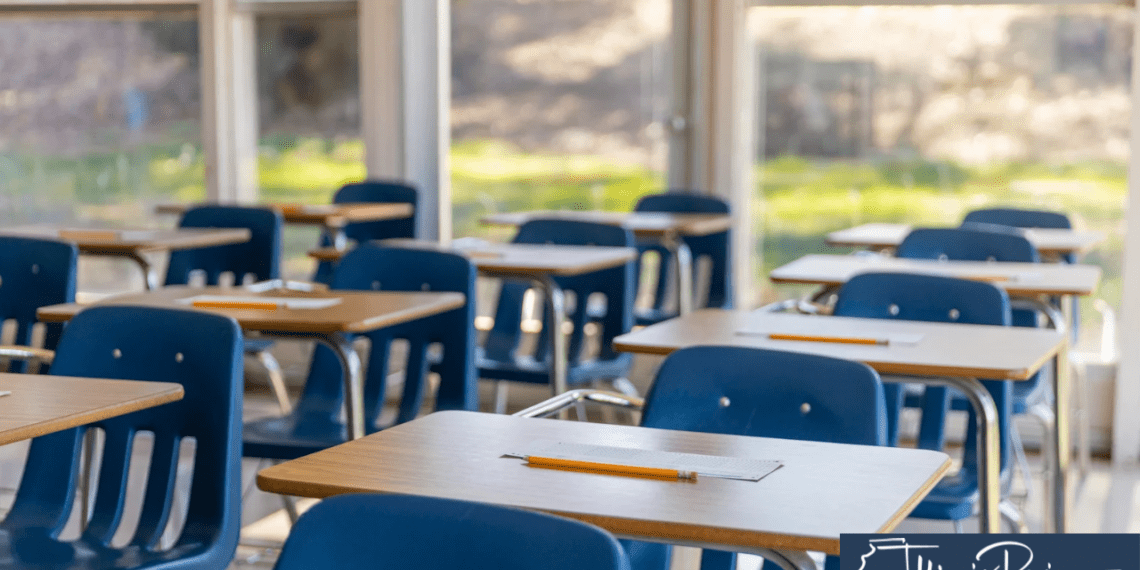 Illinois Teachers Forced to Pay for Supplies – New Bill Could FINALLY Change That!