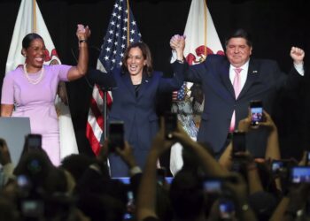 Pritzker Rebukes ‘Do-Nothing Democrats’ who ‘Lack Guts, Gumption’ Over Trans and Immigrant Scapegoating Following 2024 Losses