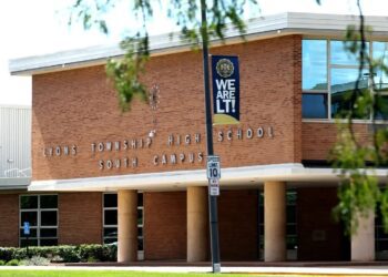 OPINION: Parents Outraged as Lyons Township Civics Assignment Pushes Political Labels on 16-Year-Olds