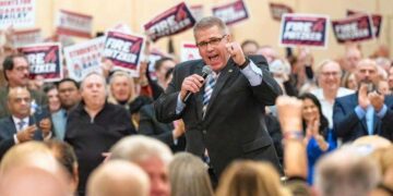 Darren Bailey Set to Enter Illinois Governor’s Race Amid GOP Infighting