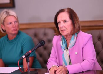 Norine Hammond’s Campaign in Crisis: McCombie Sends Paid Knockers as Voters Revolt, Refuse to Sign Petitions