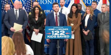 Operation Home for the Holidays: FBI, U.S. Marshals, Florida Law Enforcement Rescue 122 Missing Children