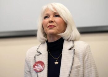 Why Colorado Is Violating Its Own Constitution by Keeping a Dying Tina Peters Behind Bars