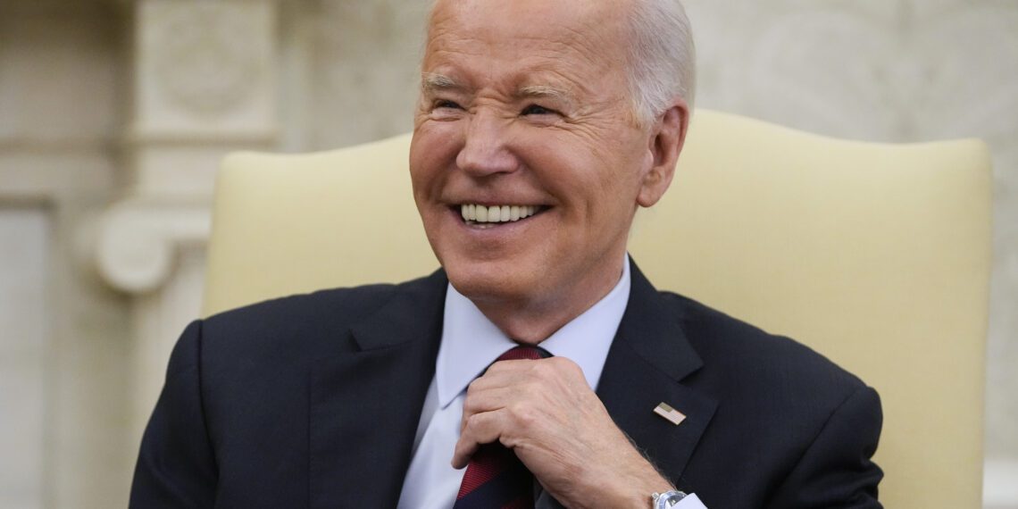 Biden-Appointed Judge Orders Release of Hundreds of ICE Detainees in Chicago as Public Safety Concerns Mount