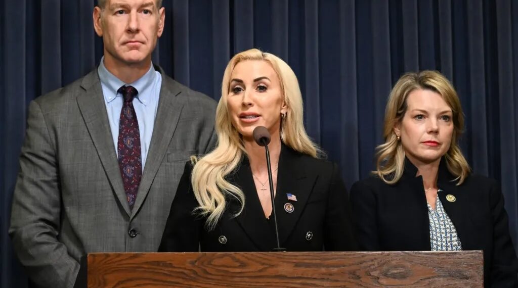 GOP Sen. Darby Hills Hid During Crucial Sanctuary Vote Blocking ICE From Schools, Hospitals, and Courthouses — The Only Republican Who Didn’t Vote NO