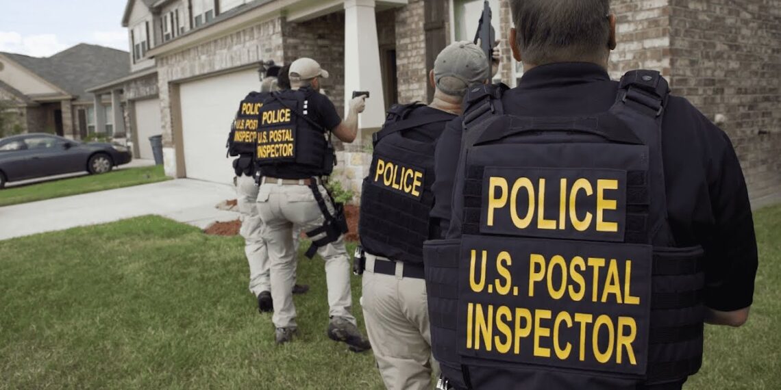 Illinois GOP Accused of Illegal Postage Scheme to Protect Norine Hammond From Conservative Challenger