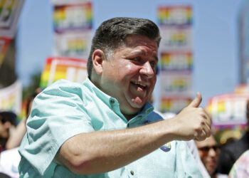 Pritzker Blind Trust Linked to $20 Billion in Taxpayer-Funded State Contracts