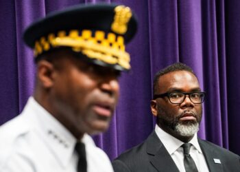 Fired Johnson Aide Alleges Anti-Police ‘Hostility,’ Says Chicago Mayor Had to Be Pushed to Visit Injured Officers