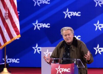 Opinion: CPAC Should Drop Bannon Before It’s Too Late