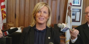 House GOP Leader Tony McCombie Loses Control as Republicans Break Ranks to Back Pritzker Bailout Bill