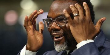 Brandon Johnson Says Chicago Can’t ‘Arrest Our Way to Safety’