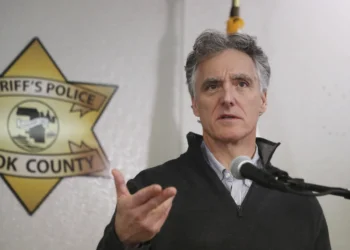 Illinois House Democrat Accused of Using Political Privilege to Skip Gridlocked Traffic in Chicago