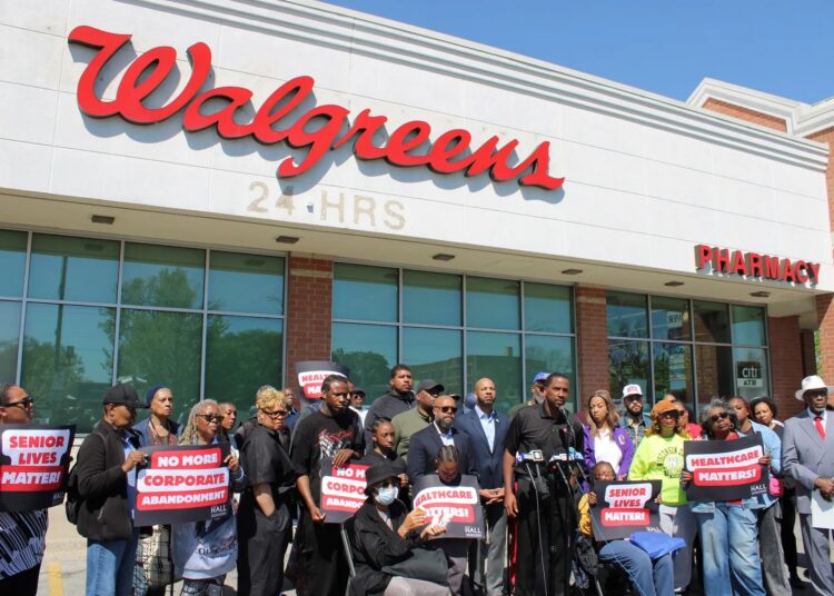 Chicago Walgreens Shuts Down After Theft, Violence Drive Store Into the Ground