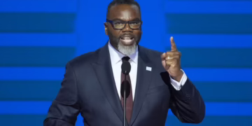 Chicago Mayor Brandon Johnson to Criticize Trump Policies, Push Reparations Agenda During Vatican Meeting