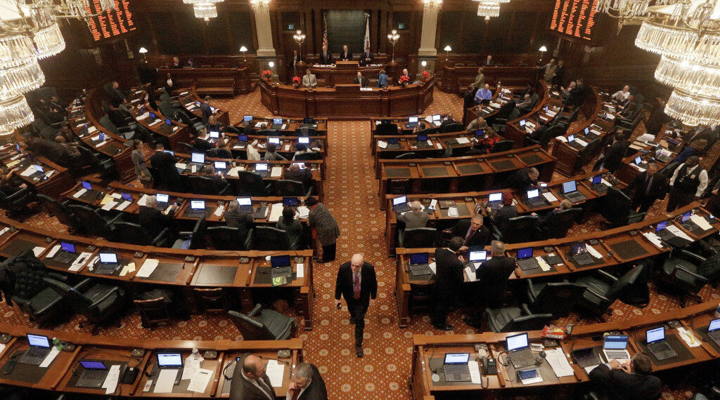 Illinois Lawmakers Set to Earn Up to $128,000 for a Part-Time Job Under New Budget