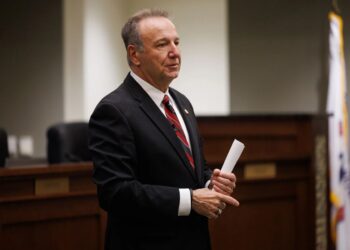 Arlington Heights Mayor During Call With Kevin Warren: ‘The Bears Have No Choice’ But to Go to Indiana