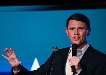 Pritzker Headlines Chicago Fundraiser for Texas Democrat Who Claimed There Are Six Genders and Called Black Congressman “Mediocre”