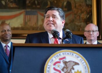 Illinois Politicians Stack Salaries, Benefits and Pensions – On Your Dime