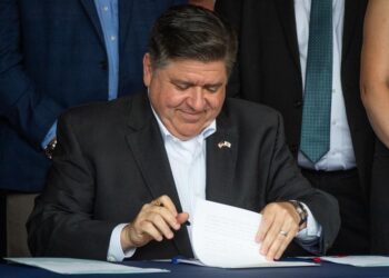 Pritzker Signs Bill Letting Illinois Residents Choose Their Gender on State IDs Without Medical Proof