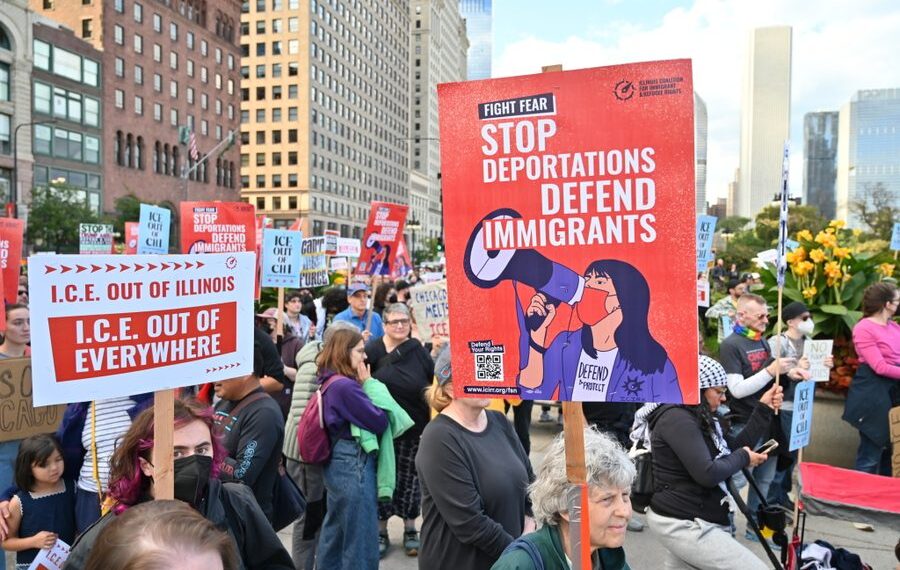 10 Criminal Complaints Filed Against Federal Agents Over Operation Midway Blitz as DHS Calls Effort a ‘Political Stunt’